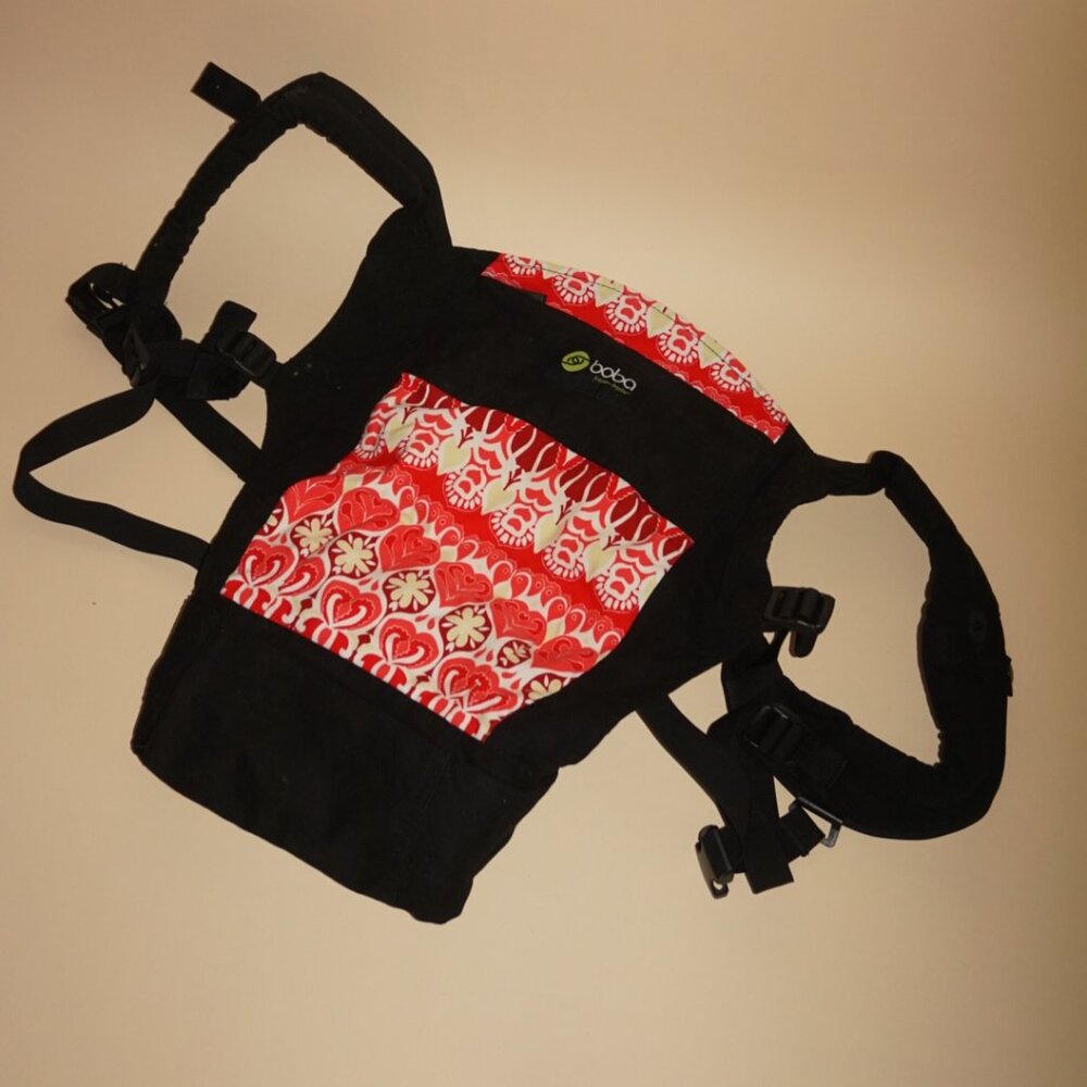 Boba Baby Freedom Carrier 3G Soho Print Pink/Red 7-45 lbs